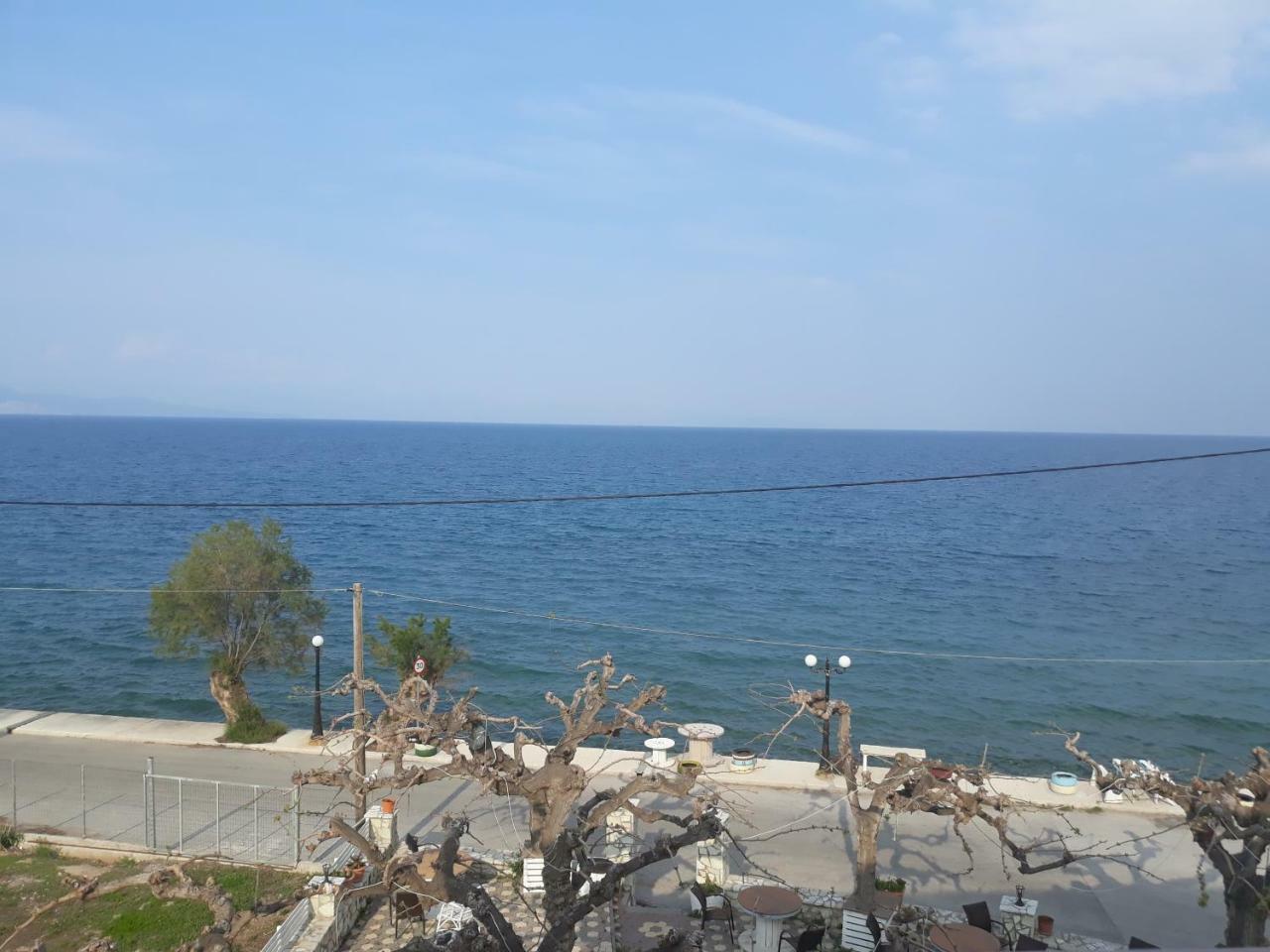 Panorama Hotel - Restaurant Diakopto Bagian luar foto