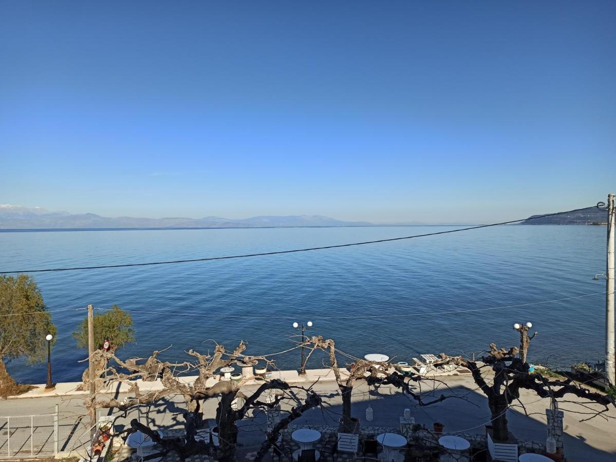 Panorama Hotel - Restaurant Diakopto Bagian luar foto
